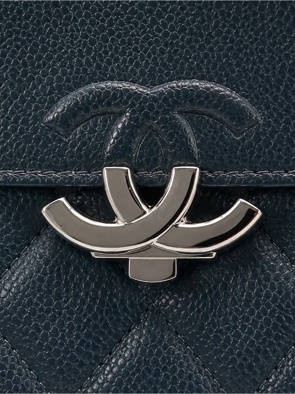 Chanel Navy Quilted Leather Shoulder Bag - Picture 4 of 10
